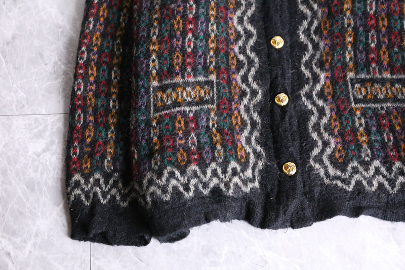 colorful chain over pattern knit cardigan