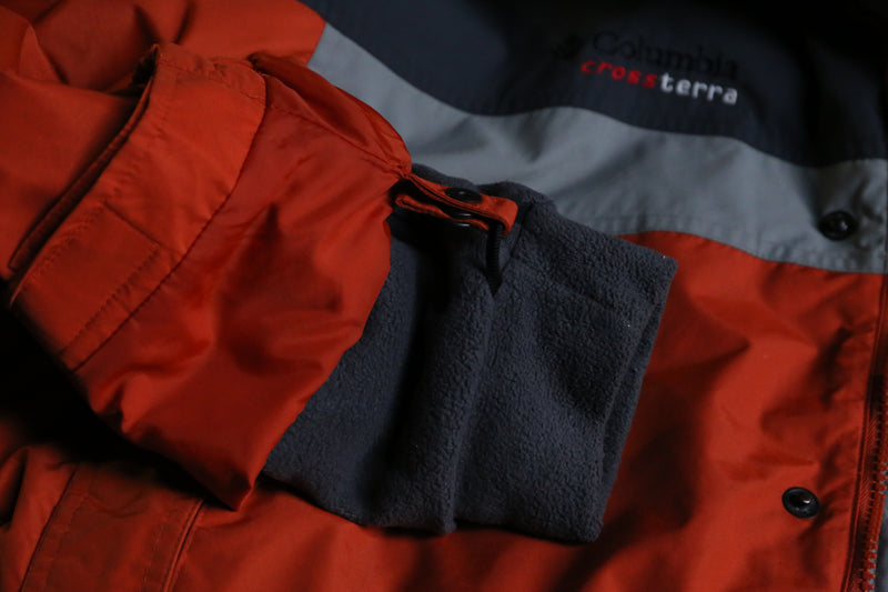 “Columbia” interchange system jacket