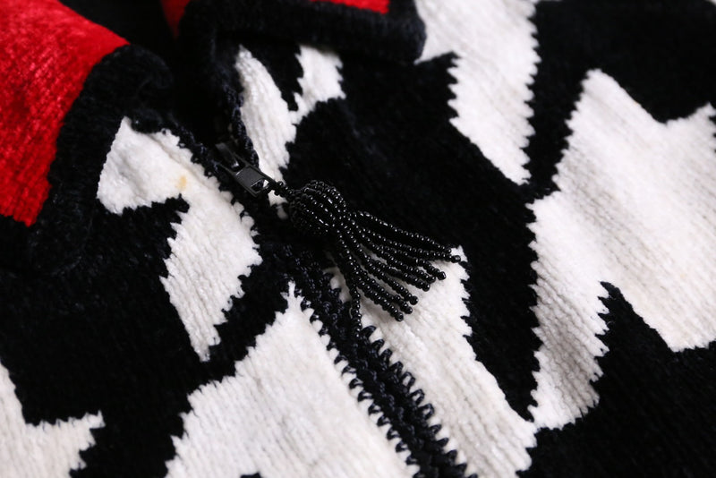 black×red houndstooth pattern zip vest