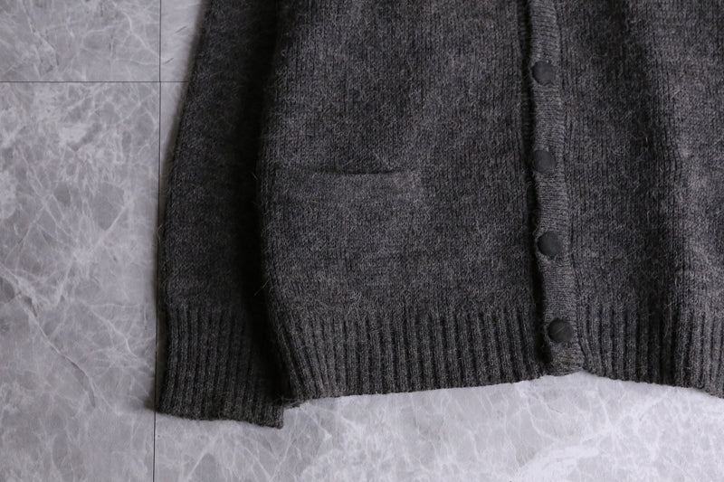 switching pattern charcoal grey cardigan