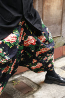 total flower pattern navy black cocoon pants