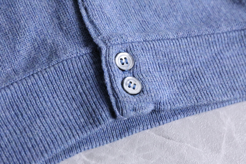 "IZOD" light blue acryl cardigan