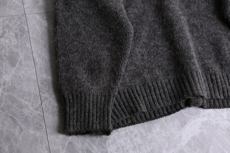 switching pattern charcoal grey cardigan