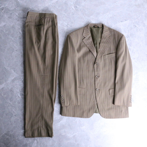 beige color stripe design tailored jacket setup