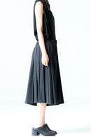 BISHOOL Wool Gabardine Wide Pleats 袴 Half Pants