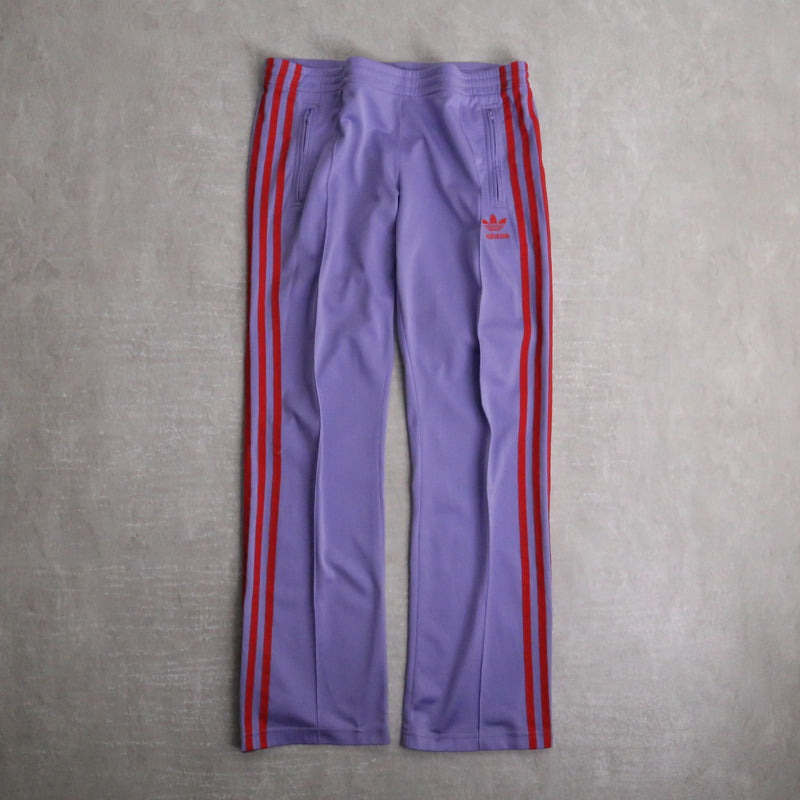 “adidas” purple × red flare track pants