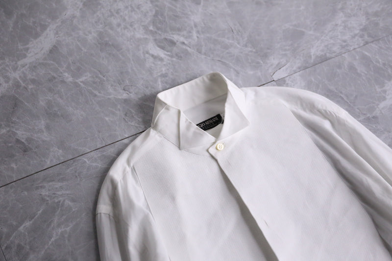 “GIORGIO ARMAMI”white bib front dress shirt