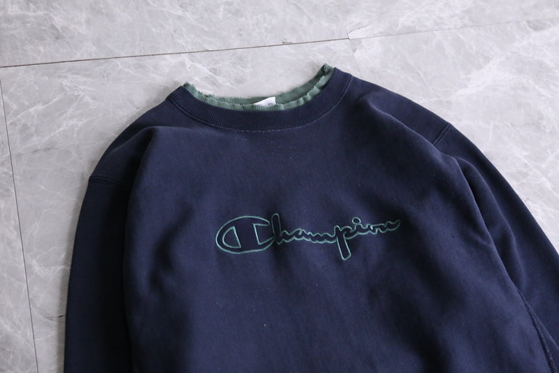 "Champion" layered design reverse weave