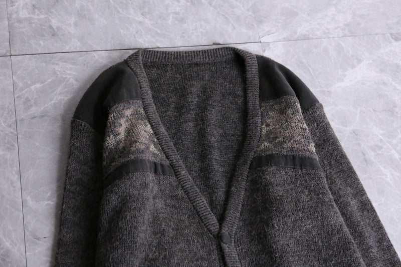 switching pattern charcoal grey cardigan