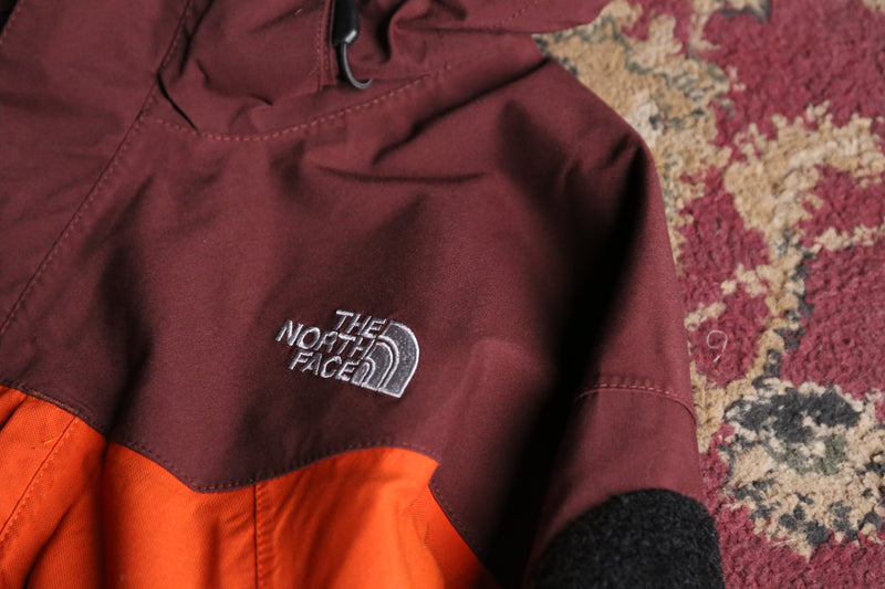 "THE NORTH FACE" worm color hyvent jacket