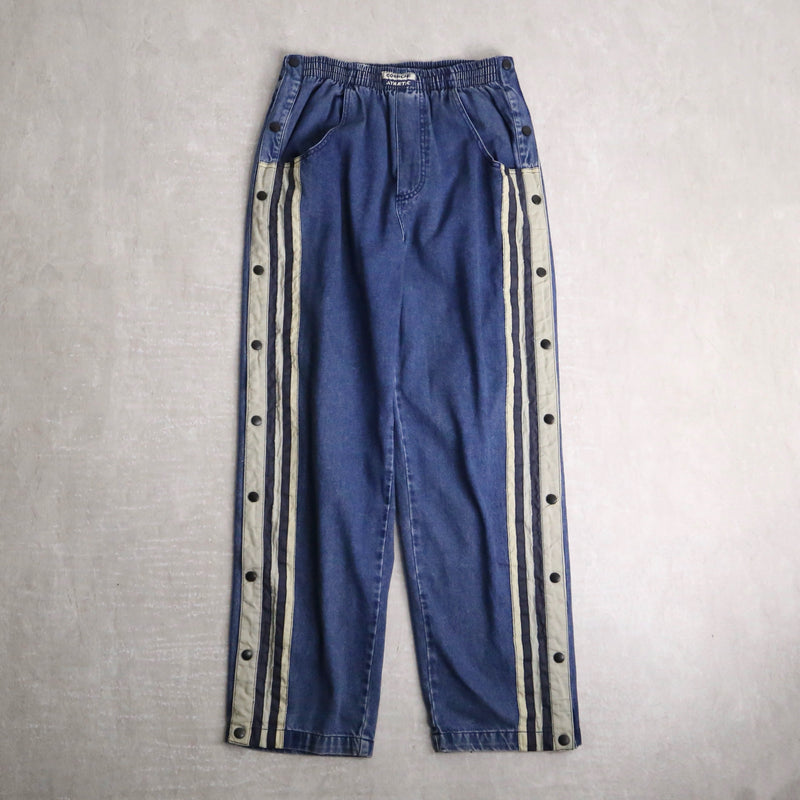 side gimmick loose denim pants