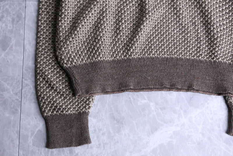 “JANTZEN”earthy color acrylic sweater