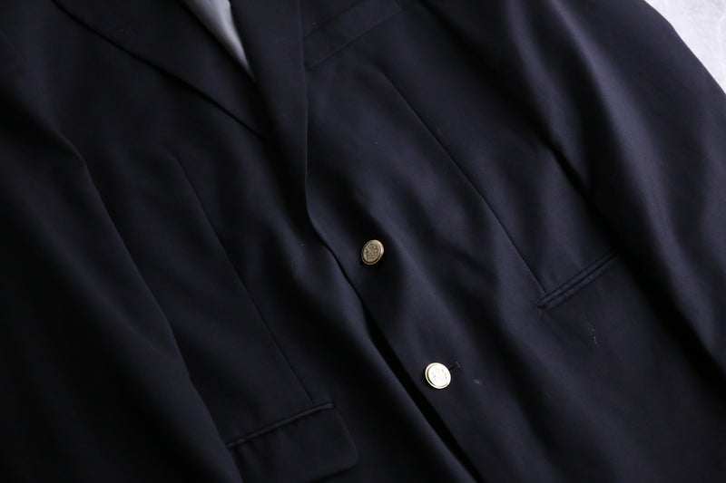 single breast navy blue blazer