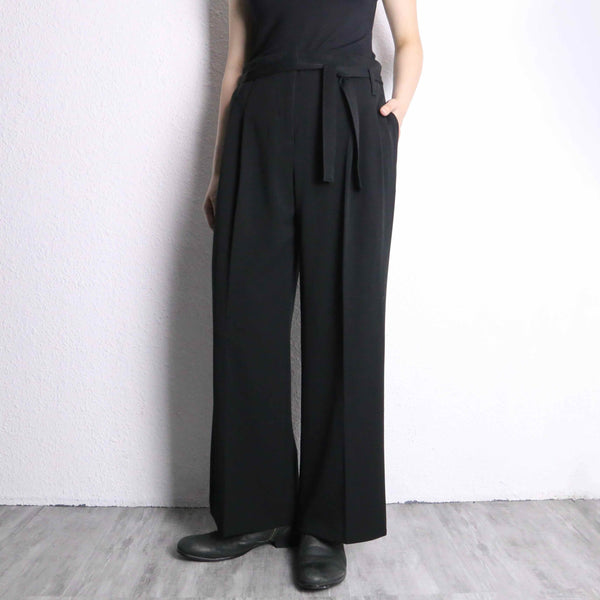 black color wide easy pants