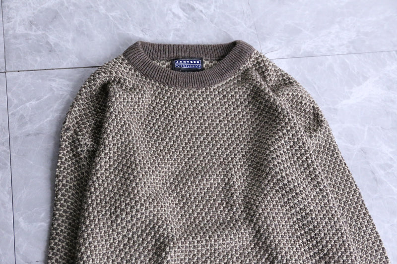 “JANTZEN”earthy color acrylic sweater