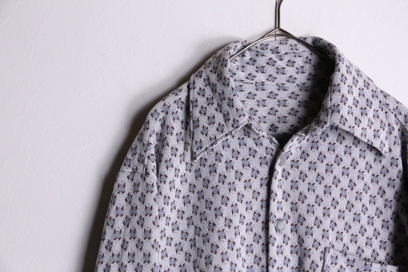 total pattern open-collar shirts