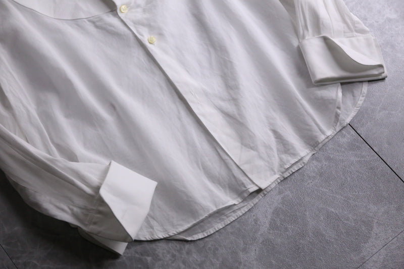 “GIORGIO ARMAMI”white bib front dress shirt