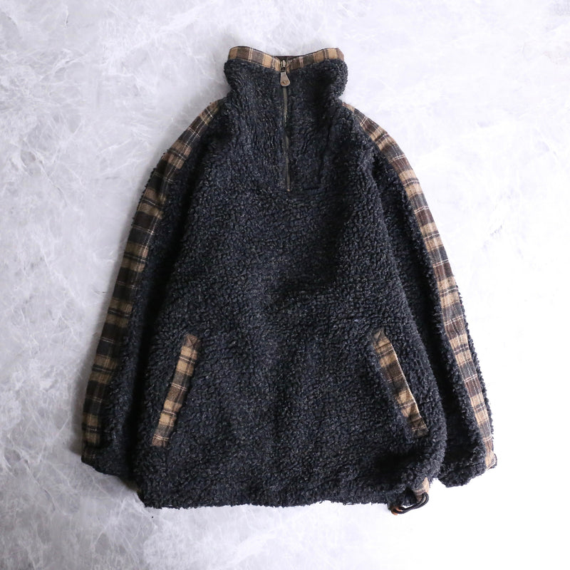 black color check toggle design pullover