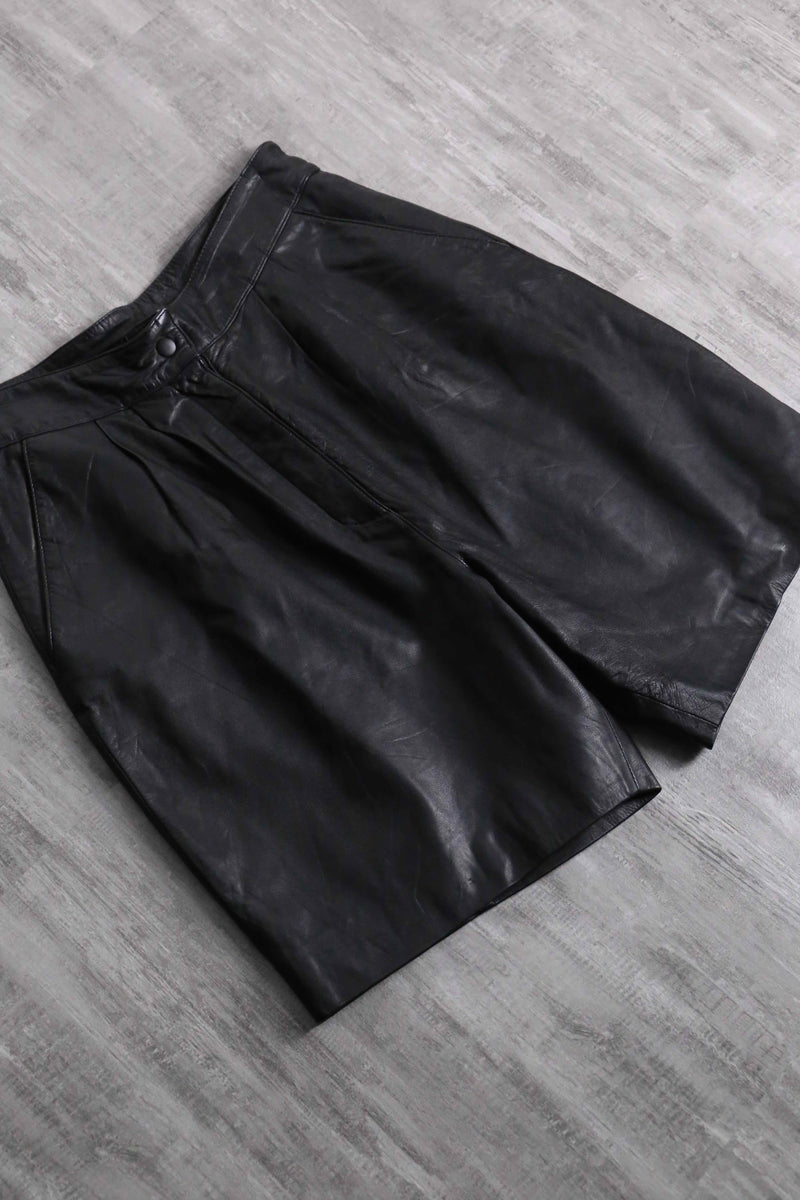 "willsons leather" leather short pants
