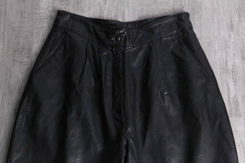 "willsons leather" leather short pants