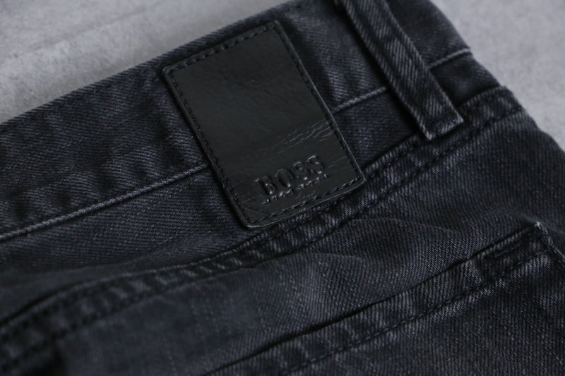 "HUGO BOSS" straight silhouette pants