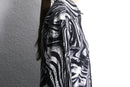 marble pattern long point collar shirt