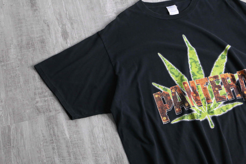 "PANTERA" Leaf Graphics print tee