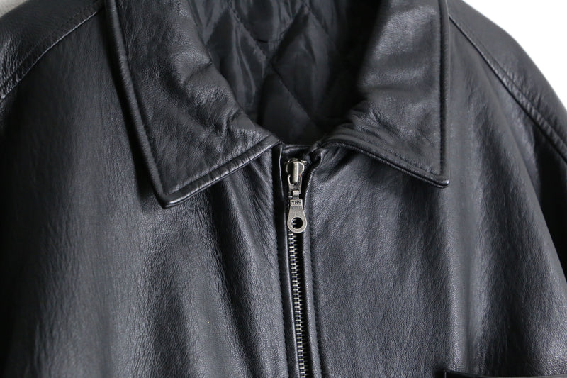 loose silhouette black single leather jacket