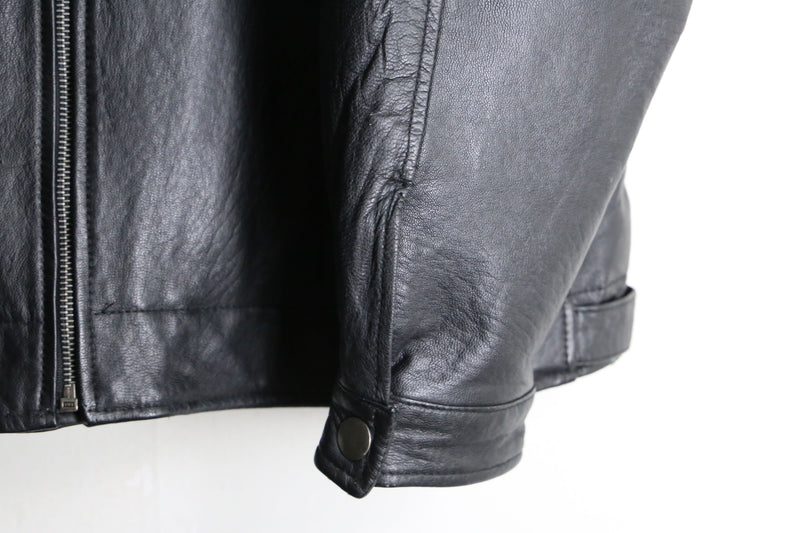 loose silhouette black single leather jacket