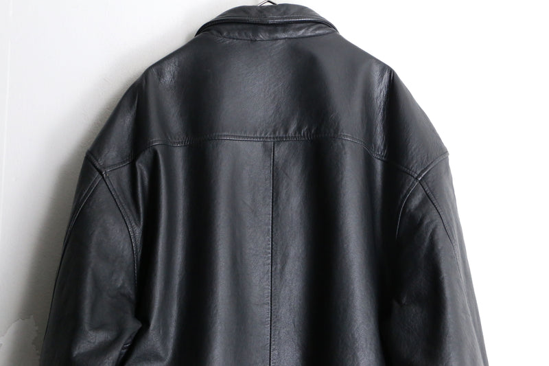 loose silhouette black single leather jacket