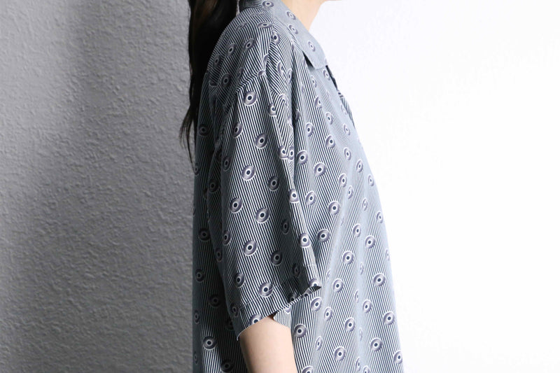 "BACHRACH" stripe atomic pattern S/S open collar shirt