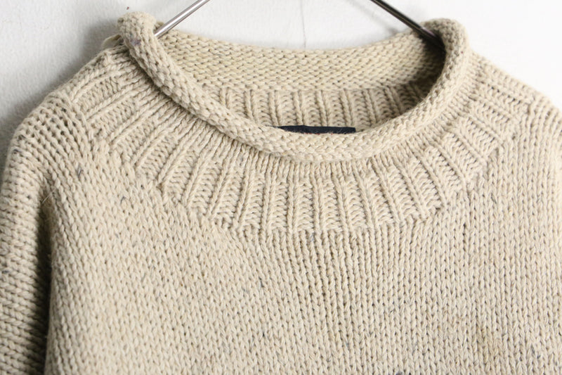 ivory boat neck design knit