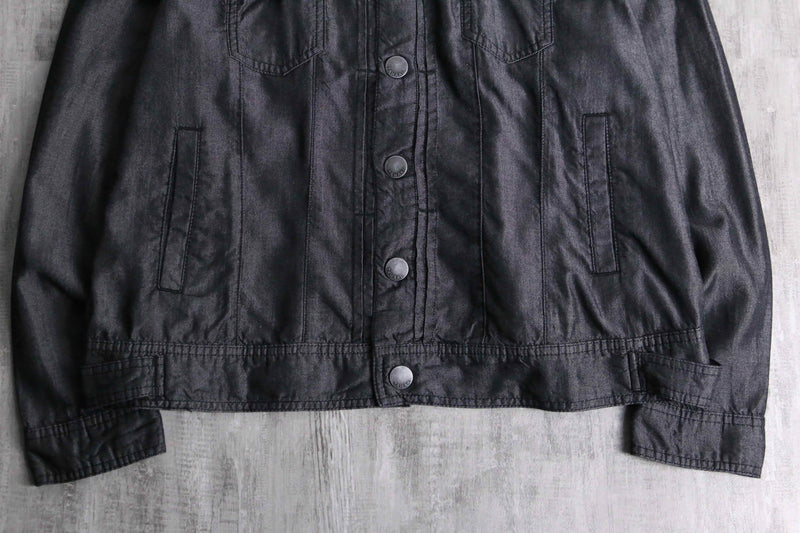 black lyocell type tracker jacket