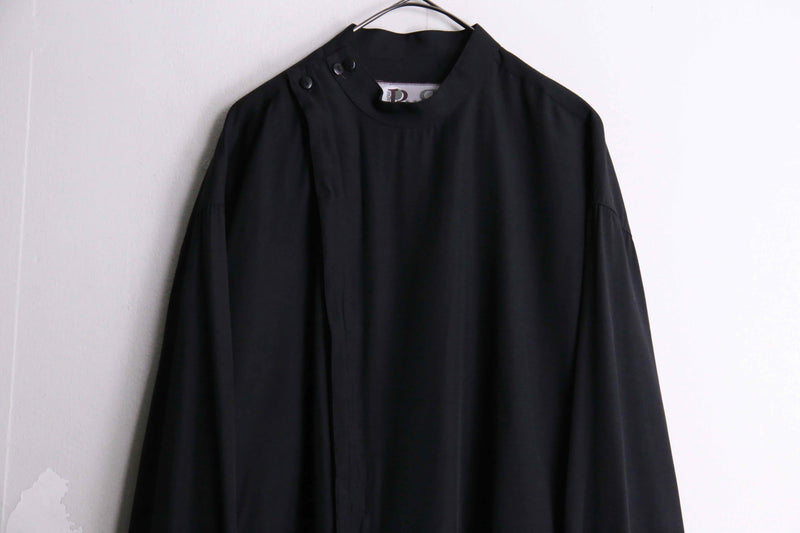 【SELEN】black color button design collarless shirt