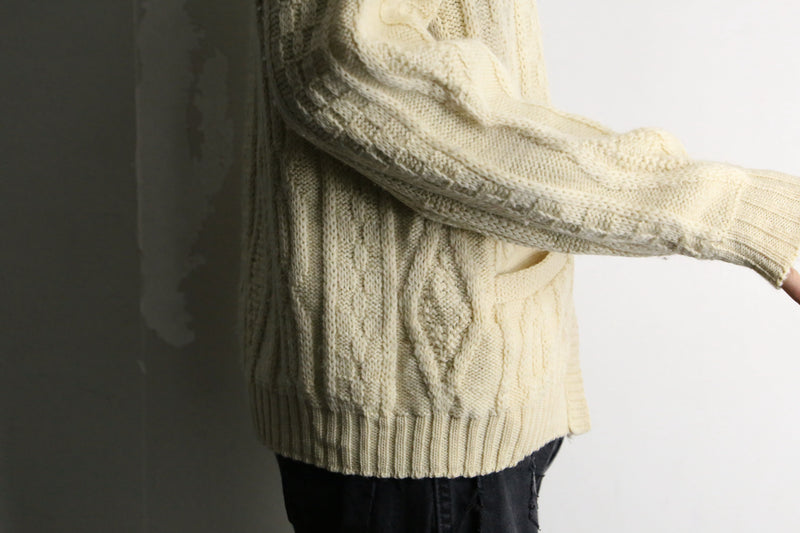 ivory color zip knit