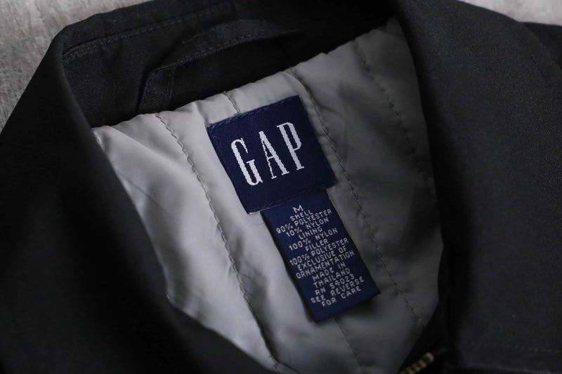 “GAP” solid black single zip jacket