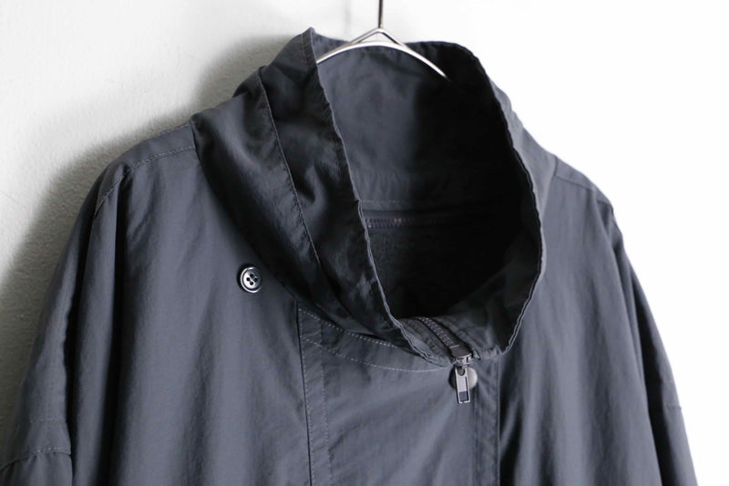 ”KINGSIZE” high neck zip up nylon jacket