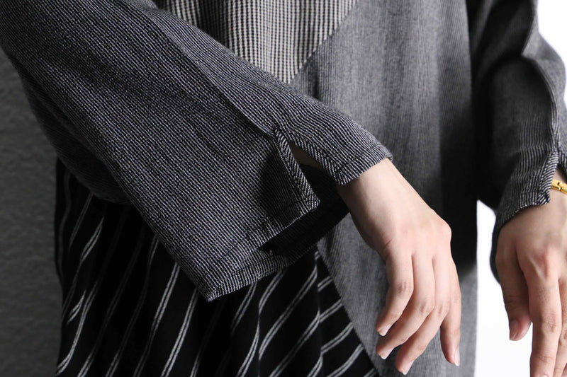random stripe pattern L/S loose pull over
