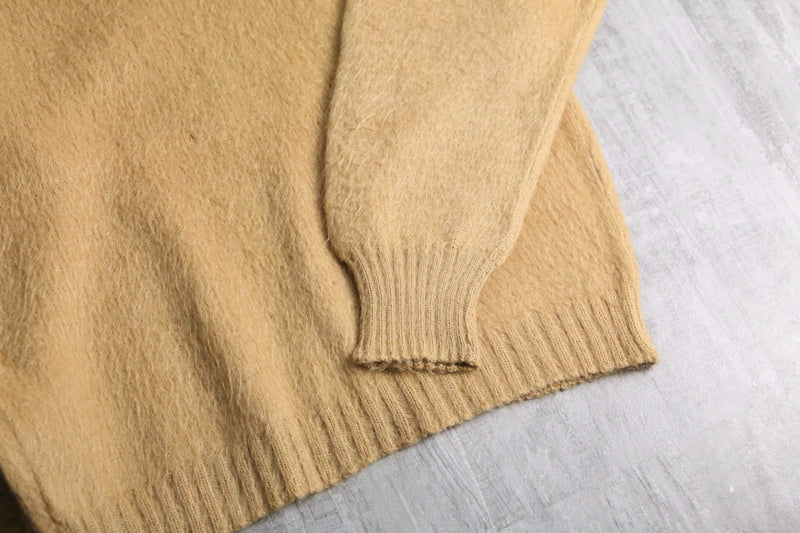 1960s vintage Marshall & Field baby kid mohair blend Vneck knit