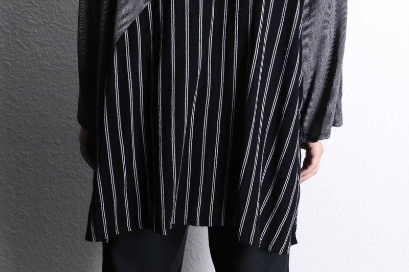 random stripe pattern L/S loose pull over