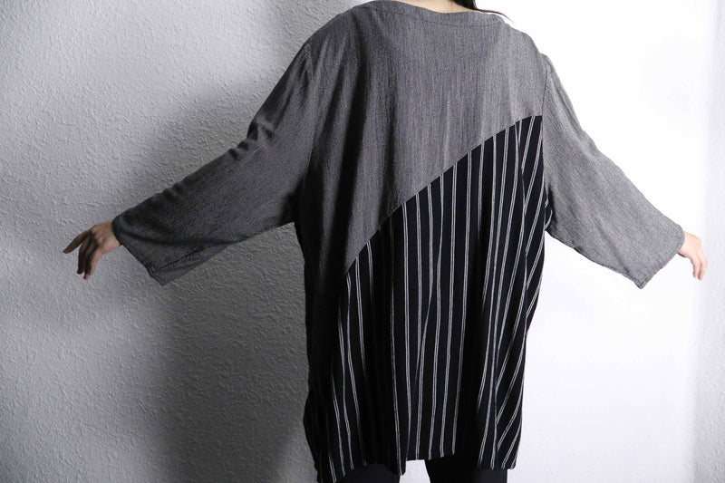 random stripe pattern L/S loose pull over