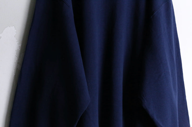 navy color plane L/S sweat