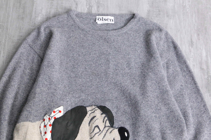 dog design loose knit