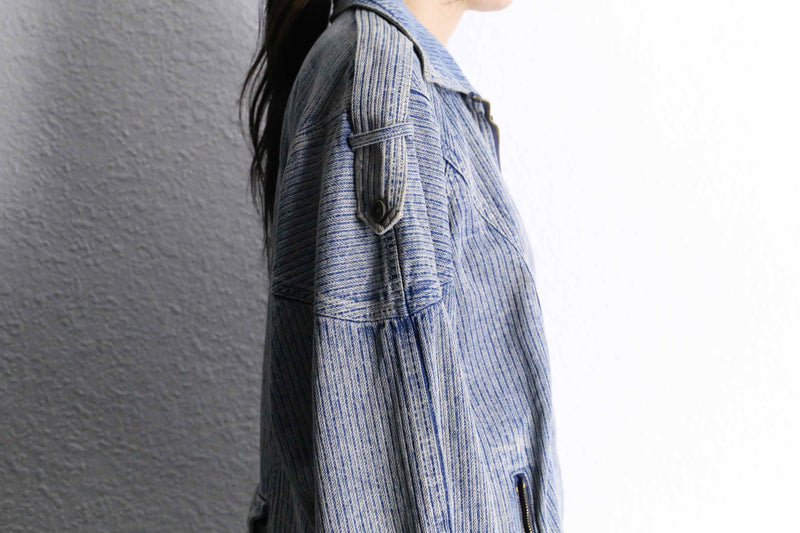vintage like washed zip-up denim blouson
