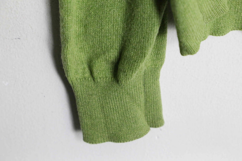 "Brooks Brothers"light green color cashmere V-neck knit