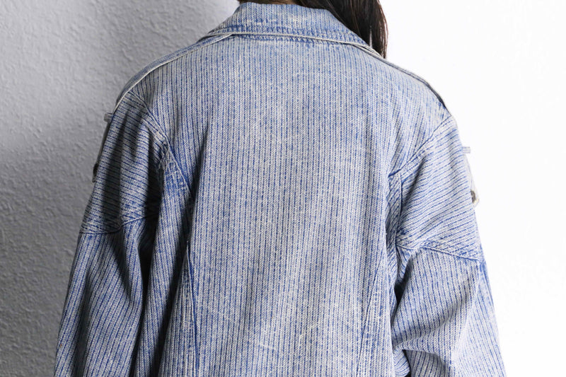 vintage like washed zip-up denim blouson