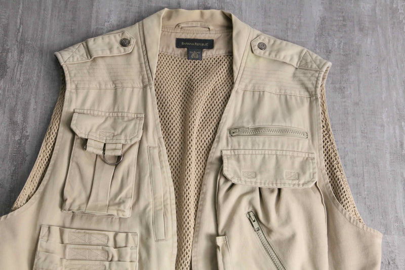 90's "BANANA REPUBLIC" cream safari style vest