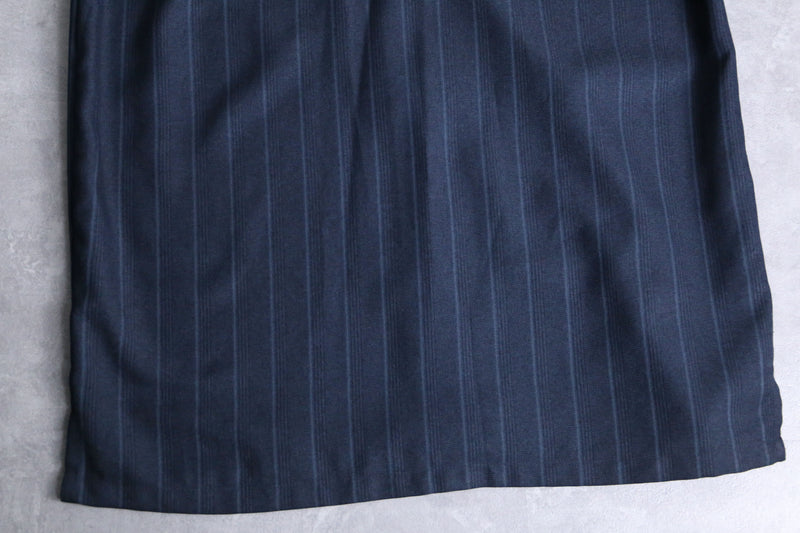 navy color loose stripe shirt set up