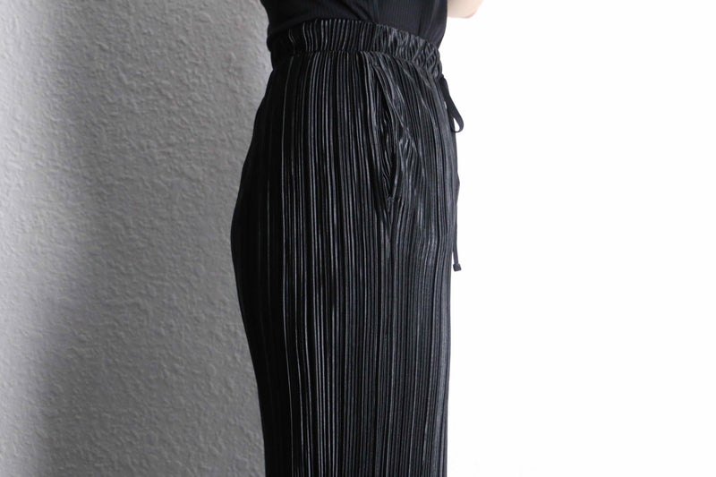 shiny black pleats design easy pants