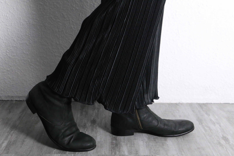 shiny black pleats design easy pants